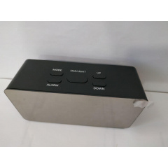 Годинники дзеркальні електронні настільні UKC DS-3658L - USB кабель + батареї (Чорний корпус - біле підсвічування) Доманёвка
