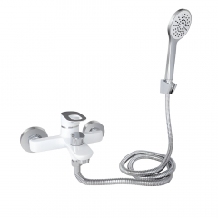 Смеситель для ванны Lidz Latwa 006 с ручным душем, белый (LDLAT006WHI45424) Бровари