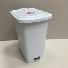 Контейнер для сміття пластиковий 8 л з педалькою Ucsan Plastik 344 Житомир