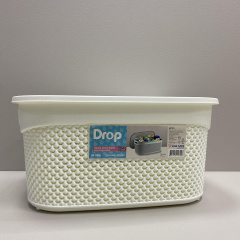 Кошик з кришкою 33х24х16,5 см 9 л Ucsan Plastik М-1164 білий Самбір