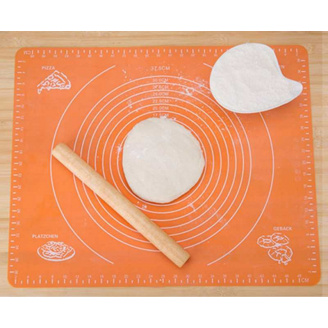 Силиконовый коврик для раскатки и выпечки теста 40 х 50 см оранжевый A-PLUS 1952