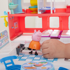 Игровые фигурки в наборе Семейный кемпер Peppa Pig Житомир