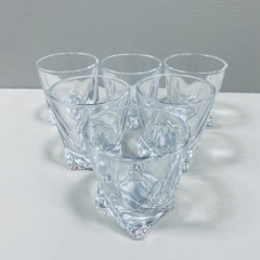 Набор рюмок Quadro Yujing GlassWare 3139/1745 6 шт 50 мл Ивано-Франковск