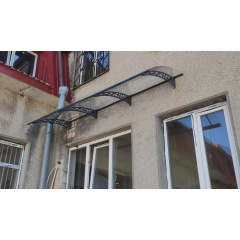 Металевий збірний навіс (козирок) над дверима Dash'Ok 3.05x1.5 м Hi-tech, темно-сірий, мон 4 мм, прозр Ізюм