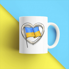 Кружка чашка белая с принтом "Флаг Украины в сердце" Кавун