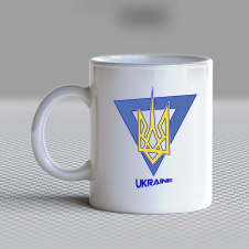 Кружка чашка белая с принтом "Синий треугольник желтый герб и надпись Ukraine" Кавун