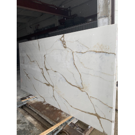 Кварцит Calacatta gold 323x163x2 код 220227 -1