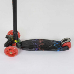 Самокат детский пластмассовый с алюминиевой трубкой руля + 4 колеса Black/Red (74310) Мелітополь