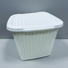 Кошик пластиковий з кришкою Ucsan Plastik М-071 30,5x32x25 см 15 л Білий Чернігів
