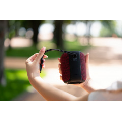Портативна колонка 2E SoundXPod BSSXPWRD Waterproof Red Надвірна