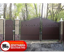 Кованые ворота из наружной калиткой из профнастилом