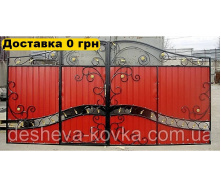 Кованые ворота из встроенной калиткой из профнастила