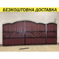 Кованые ворота из профнастила и коваными вставками Черкассы