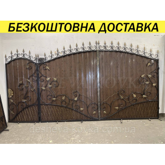 Кованые распашные ворота из профнастила