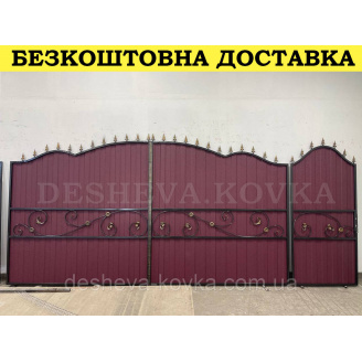 Ворота из профнастилом и коваными элементами