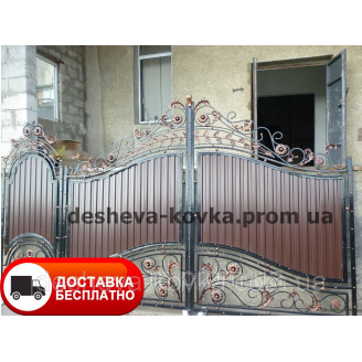 Кованые ворота из профнастила и ковкой