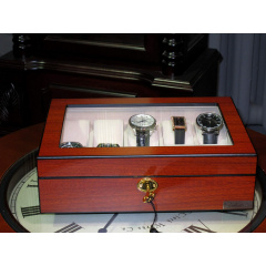 Скринька для зберігання годинників Salvadore WB/1087/10.C Дзензелевка
