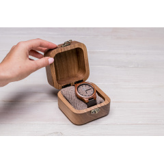 Бокс для наручного годинника ecoWalnut 7х9.5х9.5 см Київ