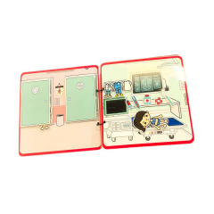 Альбом на липучках Lipoland Toka Boka Лікарня 21x21 см 7 стор (LP1268SQ) Якимівка
