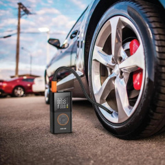 Портативний повітряний компресор No Brand Tyre Inflator JG-5641 з цифровим дисплеєм Чорний (2104618550) Миколаїв