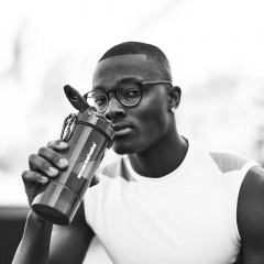 Шейкер спортивный SmartShake Original2GO One 800ml Black (1838398722) Мукачево