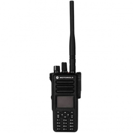 Радиостанция цифровая Motorola DP4800e VHF 3 аккумулятора IMPRES в комплекте