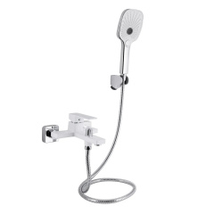 Змішувач для ванни Qtap Gemini з душовим гарнітуром хром/білий (QTGEM259CRW45683) Киев