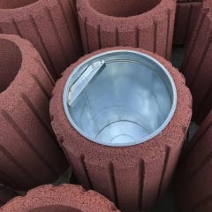 Тротуарная урна бетонная К-18H с ведром-вставкой на 30 л уличная красная антивандальная Киев