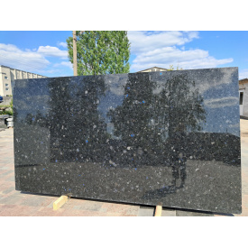 Лабрадорит, сляби 3000*1700*30 в наявності