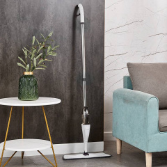 Швабра с распылителем моющего средства No Brand Clean Mop Spray длинная ручка с разбрызгивателем воды Белая Виноградов