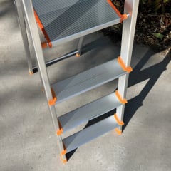 Стремянка на 4 ступени из алюминия для стройки Техпром Энергодар