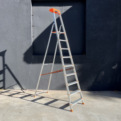 Драбина-стремянка на 9 сходинок Техпром Київ