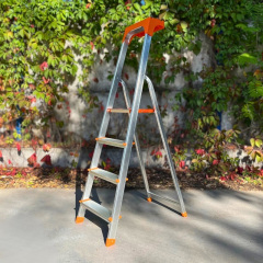 Стремянка на 4 ступени алюминиевая 1 м Стандарт Ворожба