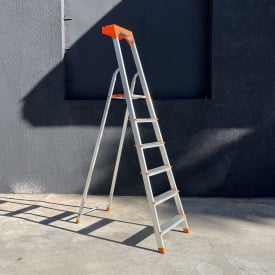 Одностороння драбина алюмінієва на 6 ступенів Техпром