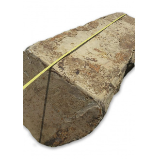 Базальтові стовпи для ландшафтного дизайну