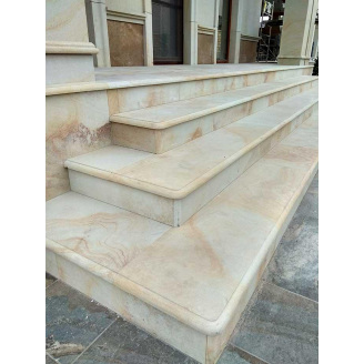 Сходи з піщаника