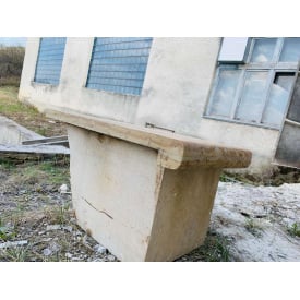 Камінь-піщанець для борту басейну