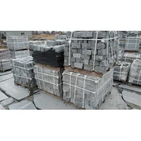 Гранітний бордюр пило-колотий (Покостування)