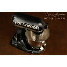 Миксер планетарный KitchenAid 5KSM150 с аэрографией Hollywood от Nicole Dinardo