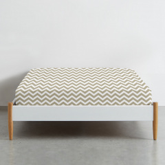 Простирадло на резинці в дитяче ліжечко 60х120 см BISCUIT ZIGAZAG COSAS Пісочний Ясногородка