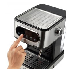 Кавоварка еспресо Gorenje ESCM 15 DBK 1.5 л Чорно-сріблястий (CM5403F-GS) (6656259) Конотоп