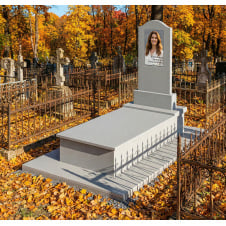 Комплект пам'ятника зі світлого піщаника