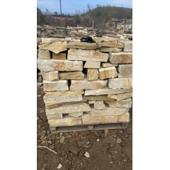 Бутовий камінь пісковик (піщаник) Василівка