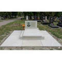 Горизонтальний пам'ятник для чоловіка піскавник Балаклія