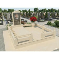 Меморіальний комплекс із відмосткою білий пісковик