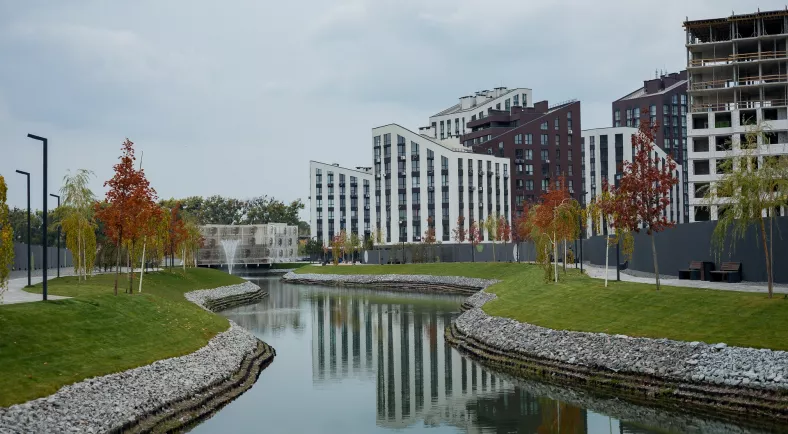 Paradise Avenue відновив роботи з реконструкції озера