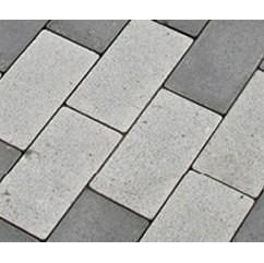 Тротуарная плитка Золотой Мандарин Кирпич стандартный без фаски на сером цементе 60 мм белая