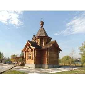 Будівництво дерев'яної церкви