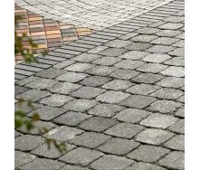 Тротуарная плитка Золотой Мандарин Квадрат Антик 160х160х90 мм черный на сером цементе