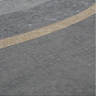 Тротуарна плитка Золотий Мандарин Креатив 60 мм чорний на білому цементі